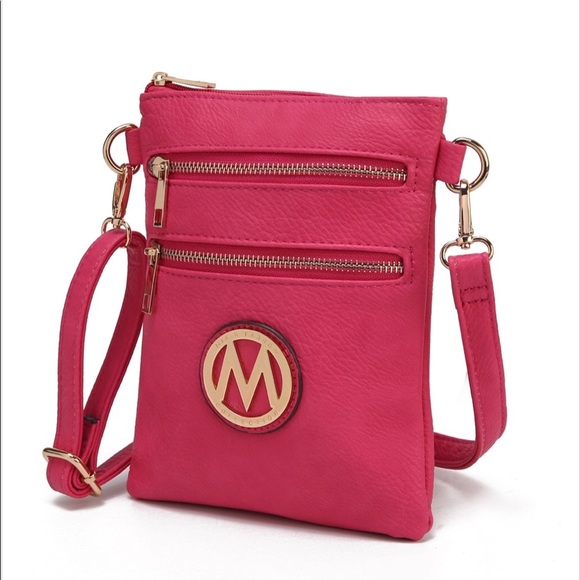 Fuschia Mia K Farrow Crossbody Bag - Picture 1 of 5